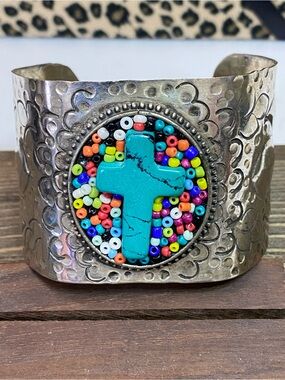 Vintage-Style Southwestern Turquoise Cross Beaded Cuff Bracelet